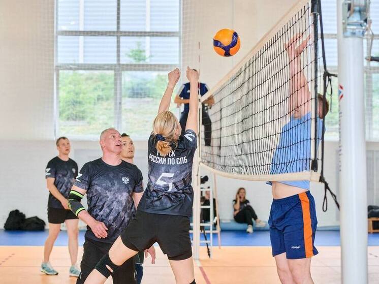 Команда следкома Петербурга выиграла волейбольный отборочный этап