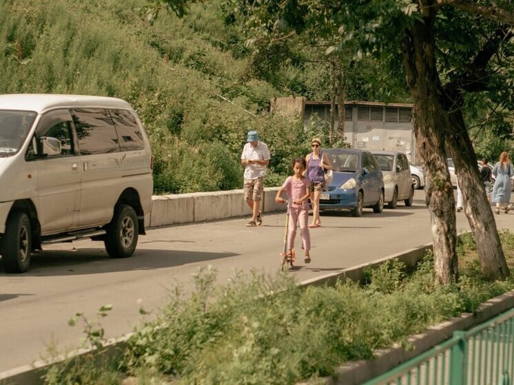 Продолжается ремонт дорог в центре Владивостока