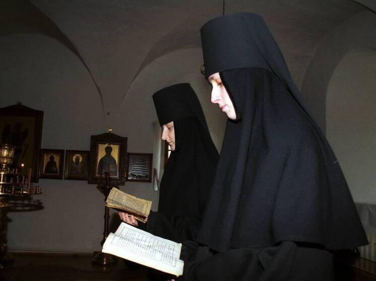 Telegraph: эстонские силовики заставляют монахинь отказаться от связи с РПЦ МП