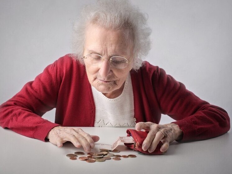 RIA: 23.4 thousand rubles per month became the average pension in Russia