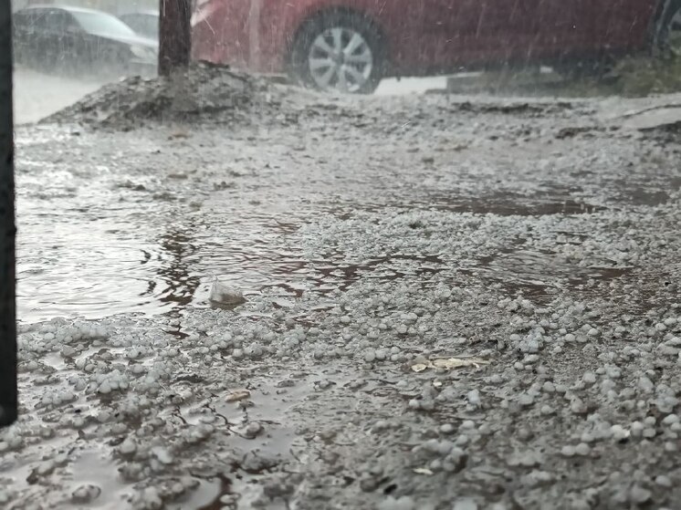 В Астраханской области новая рабочая неделя начнется с грозовых дождей