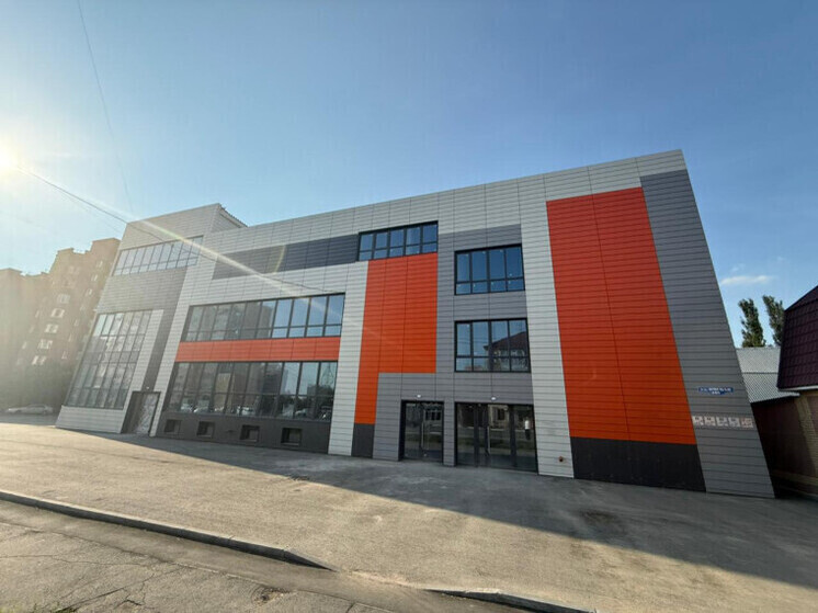 В Центральном округе Омска открыли четырёхэтажный магазин