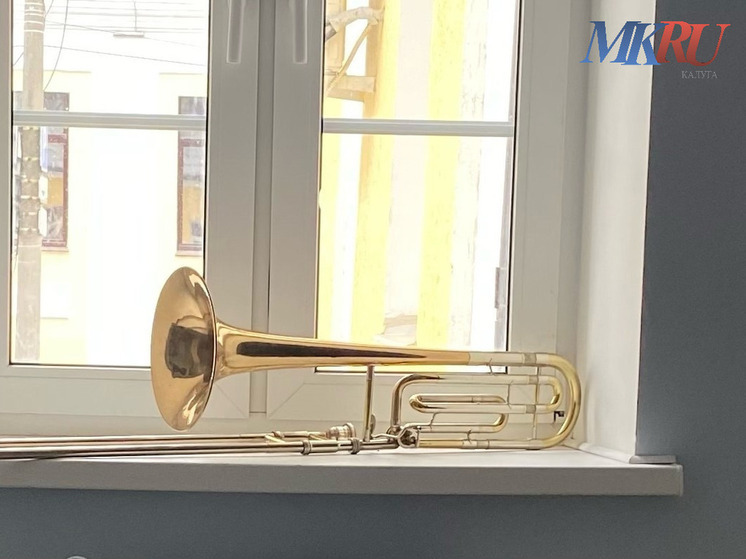 Восемь школ искусств Калужской области пополнились музыкальными инструментами