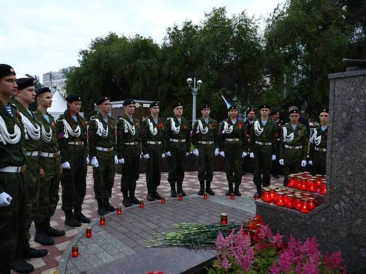 В Самаре 22 июня зажгли 700 свечей памяти в честь юных добровольцев-юнг