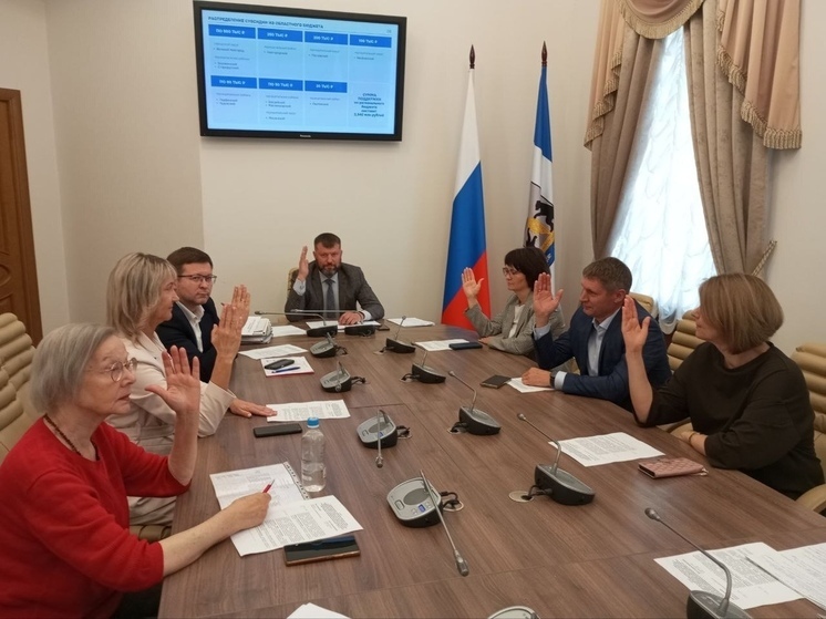 Муниципальные образования Новгородской области получили свыше 2,3 миллиона рублей