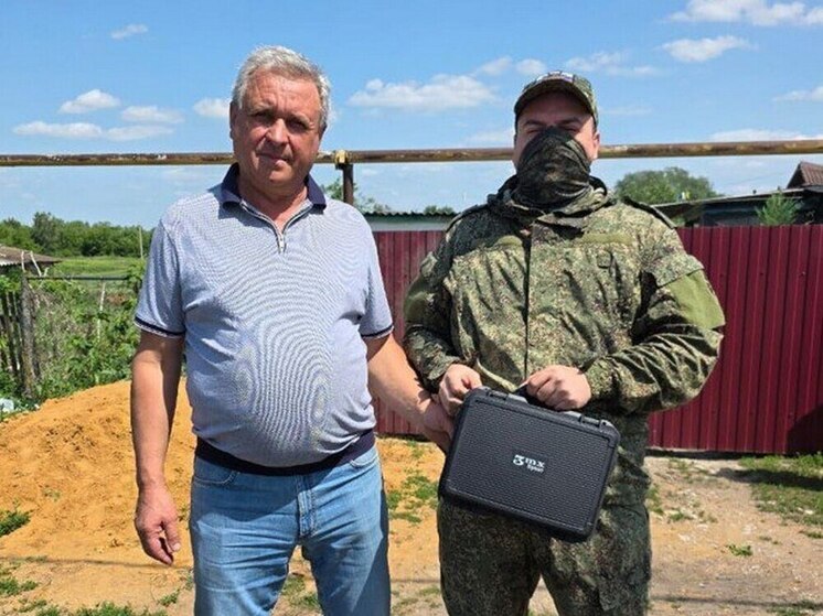Липецкий депутат передал гуманитарный груз в зону СВО