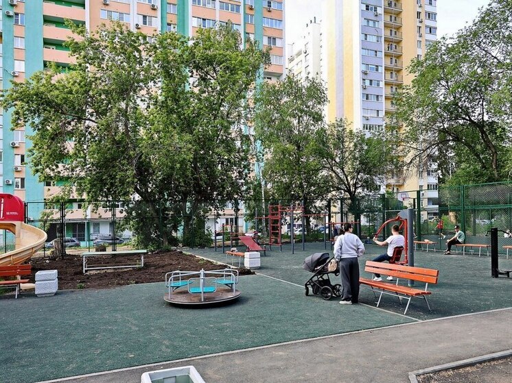 В Самаре начали приемку благоустройства четырех дворов в Октябрьском районе