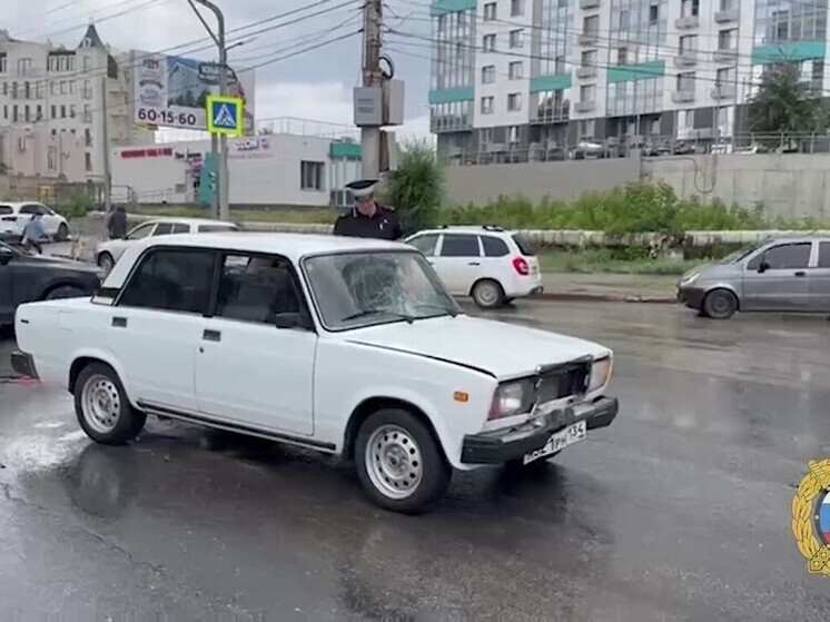 В Волгограде под колесами легковушки погибла пожилая женщина