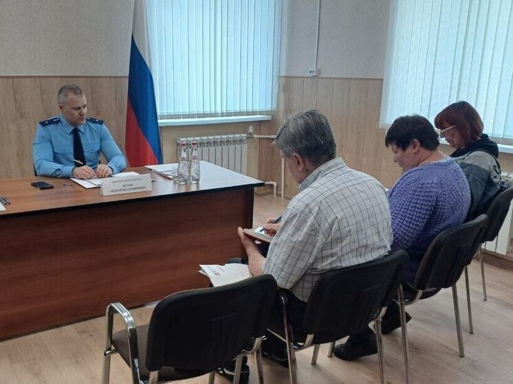Жители Иванова закидали прокурора мусорными проблемами