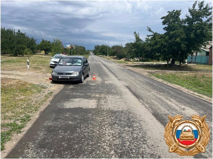 В Ростовской области девочка-подросток попала под колеса авто