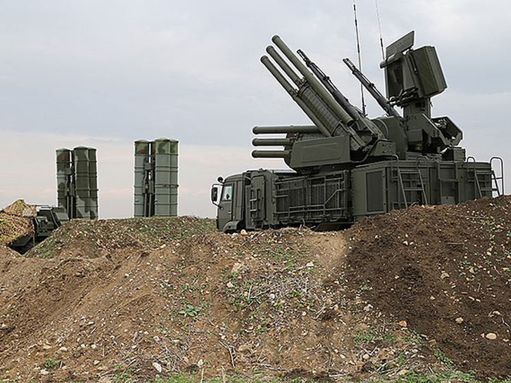 Эксперт Сергей Хатылев рассказал как вырастут возможности зенитного комплекса после создания для него малогабаритных ракет