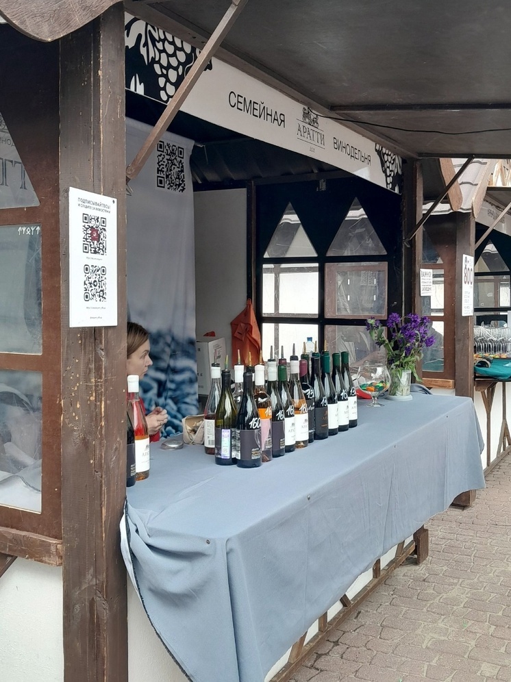 В центре Калуги продолжается дегустация вин