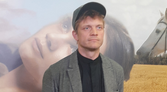 Евгений Ткачук рассказал, как отпраздновал юбилей дочки: видео 