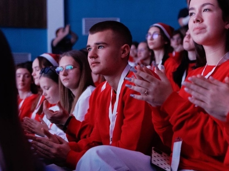 Около 3 тысяч юных волгоградцев примут участие в сменах «Движения первых»