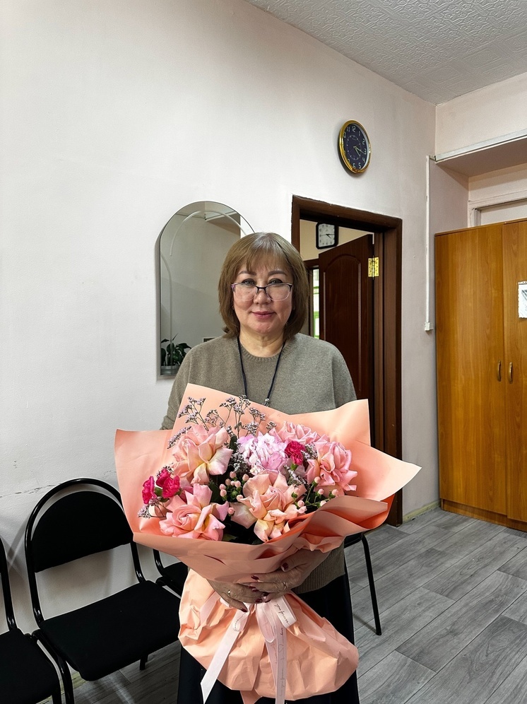 Кандидат юридических  наук,  доцент Азияна Сарыг-ооловна Монгуш отметила юбилей