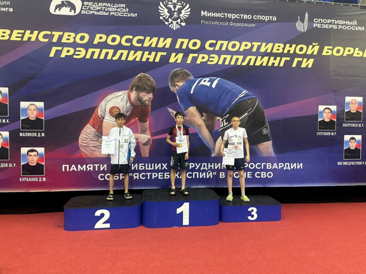 Спортсмены из Югры завоевали медали на первенстве России по грэпплингу