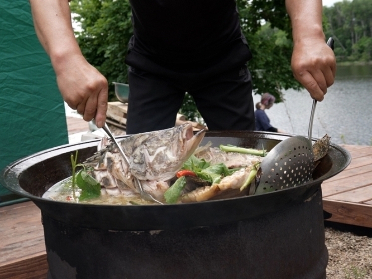 Любители рыбалки собрались на «РыбаФест» в Бикине