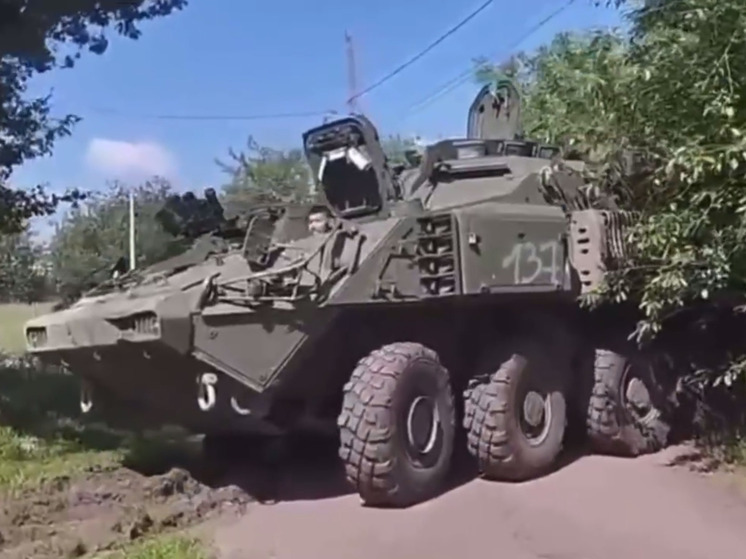 Боец из Башкирии угнал БТР на глазах у ВСУ