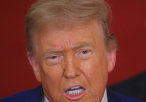 Американский лидер Дональд Трамп вновь заявил о себе как о «центральной фигуре» на мировой арене. Он сообщил, что между Ираном и Израилем было достигнуто соглашение о прекращении огня.