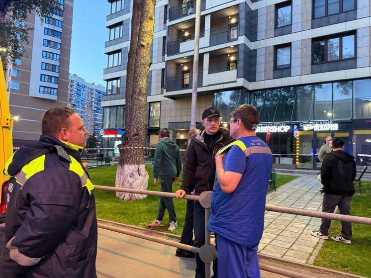 Жителям дома в Красногорске, куда попал беспилотник, разрешили вернуться в квартиры