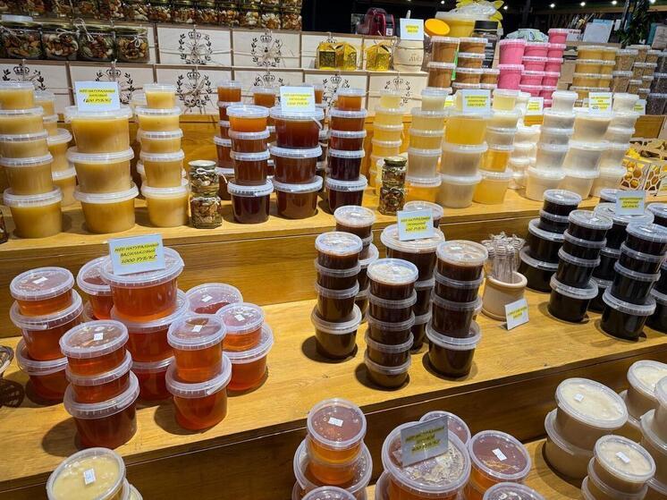 Социальный контракт в Изобильненском округе Ставрополья направили на развитие пчеловодства