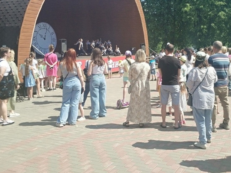 Костромичей научат плести венки и танцевать