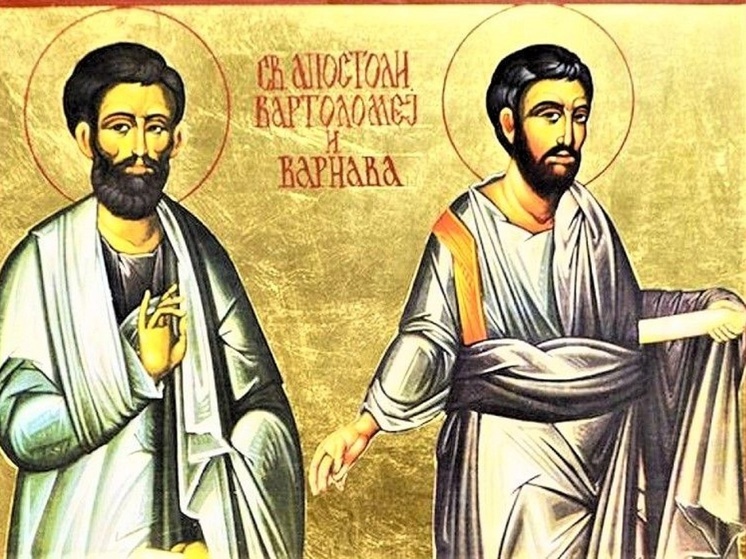 О чем в русалочьи дни спрашивают у свечи