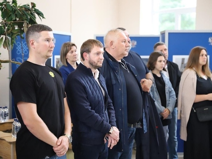 Депутат ЗСК Владимир Зюзин рассказал о выставке "Казаки дорогами священной войны"