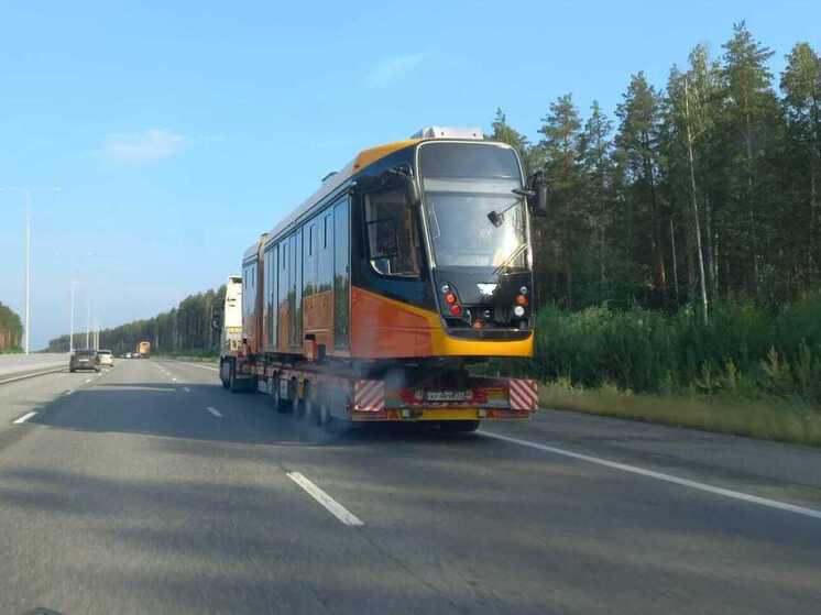 Екатеринбург приобретет 15 новых трехсекционных трамваев