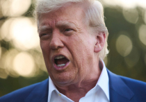 “ПОЗДРАВЛЯЮ ВСЕХ!» – набрал привычным капслоком Трамп на социальной платформе Truth, и торжественно провозгласил, что «между Израилем и Ираном достигнута полная договоренность о полном прекращении огня»