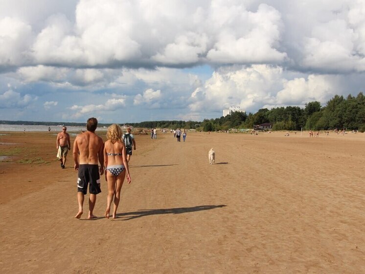 В Ленобласти утвердили 27 безопасных мест для купания