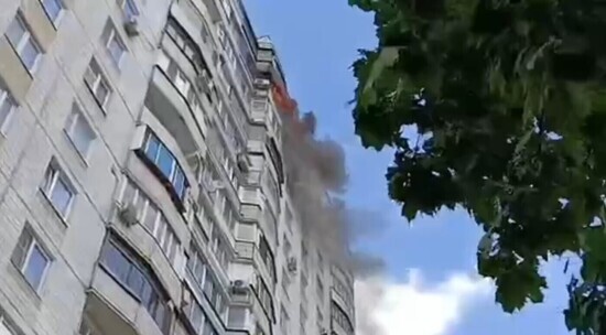 В Москве огнеборцам удалось потушить пожар на 17 этаже: видео