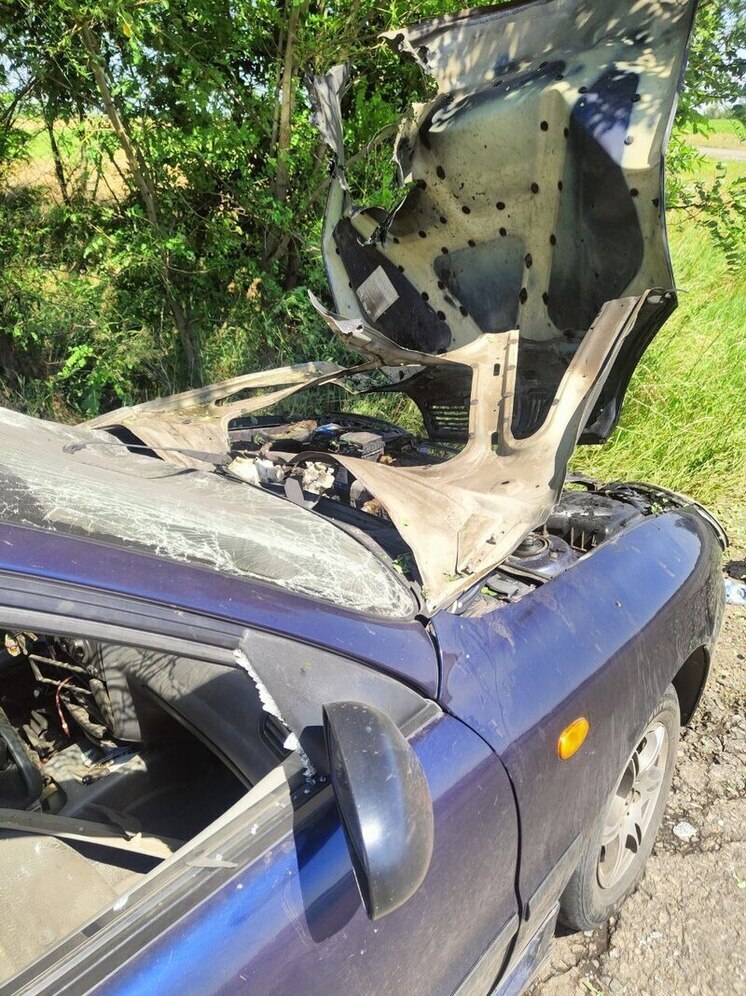 БПЛА ВСУ атаковали гражданские автомобили между Любимовкой и Лимановкой