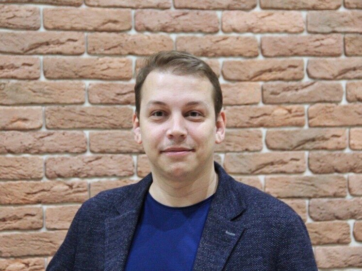 Утром 25 июня депутат АКЗС и первый секретарь алтайского крайкома партии «Коммунисты России» Сергей Матасов сообщил о намерении уйти с поста и сложить депутатские полномочия. Он объяснил это тем, что решил «дать дорогу новым силам».