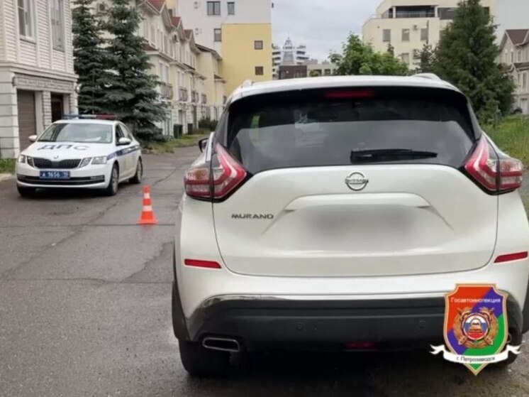 В центре Петрозаводска автомобиль сбил 4-летнего ребенка
