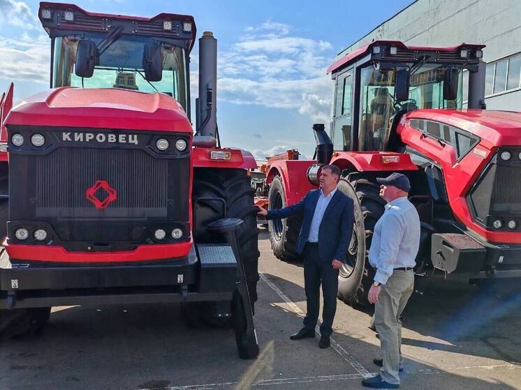 «Кировец» и «Добрыня» помогут калужским фермерам
