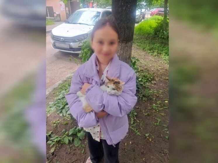 Спасатели в Уфе помогли кошке вернуться к хозяйке