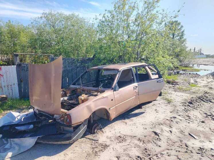 Владельцам автохлама, брошенного на улицах Тарко-Сале, грозят штрафы