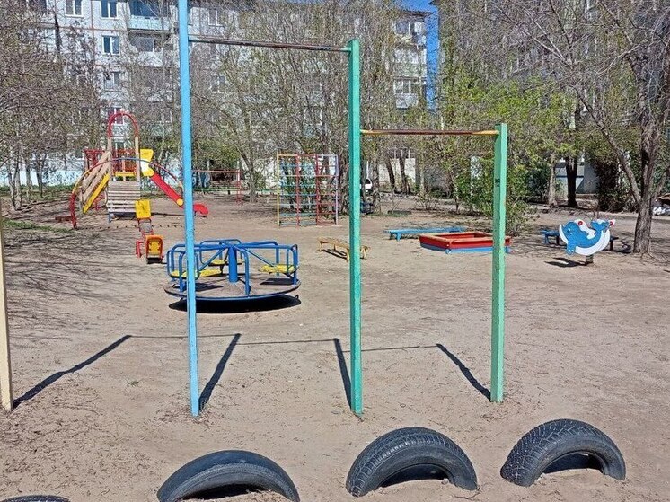 Саратовский депутат предложил меры для улучшения демографии в области