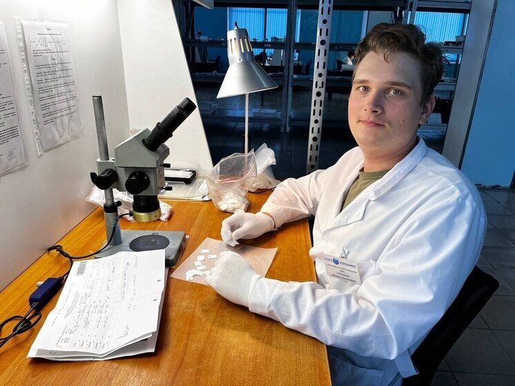 «По работе — кремень, никогда не пропустит брак»: новосибирский рабочий-контролер Артём Стребков победил на профессиональном конкурсе