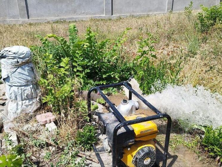 В Чаплынке продолжается замена счётчиков на водопроводе