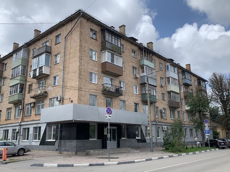 В Туле выставили на продажу часть филиала ликвидированного «Банка Москвы»