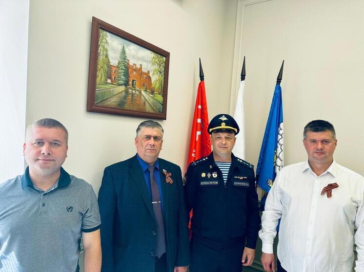 Дорогостоящую технику и необходимые предметы для бойцов отправили профсоюзы в зону СВО