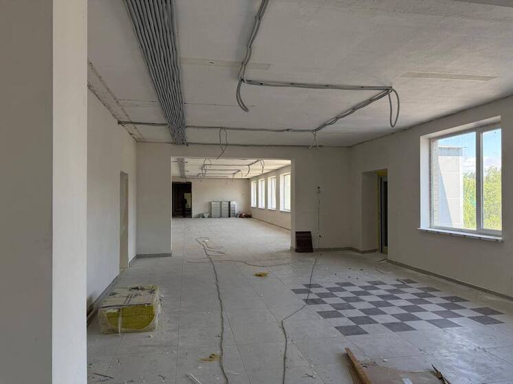 Мэр Пятигорска проверил ход капитального ремонта школы №14