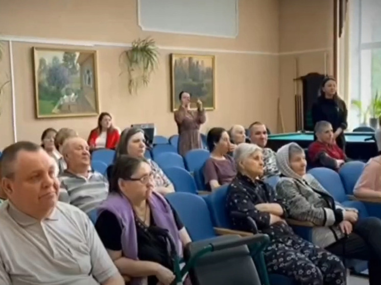 В Югре Роспотребнадзор провел познавательное мероприятие для пожилых людей