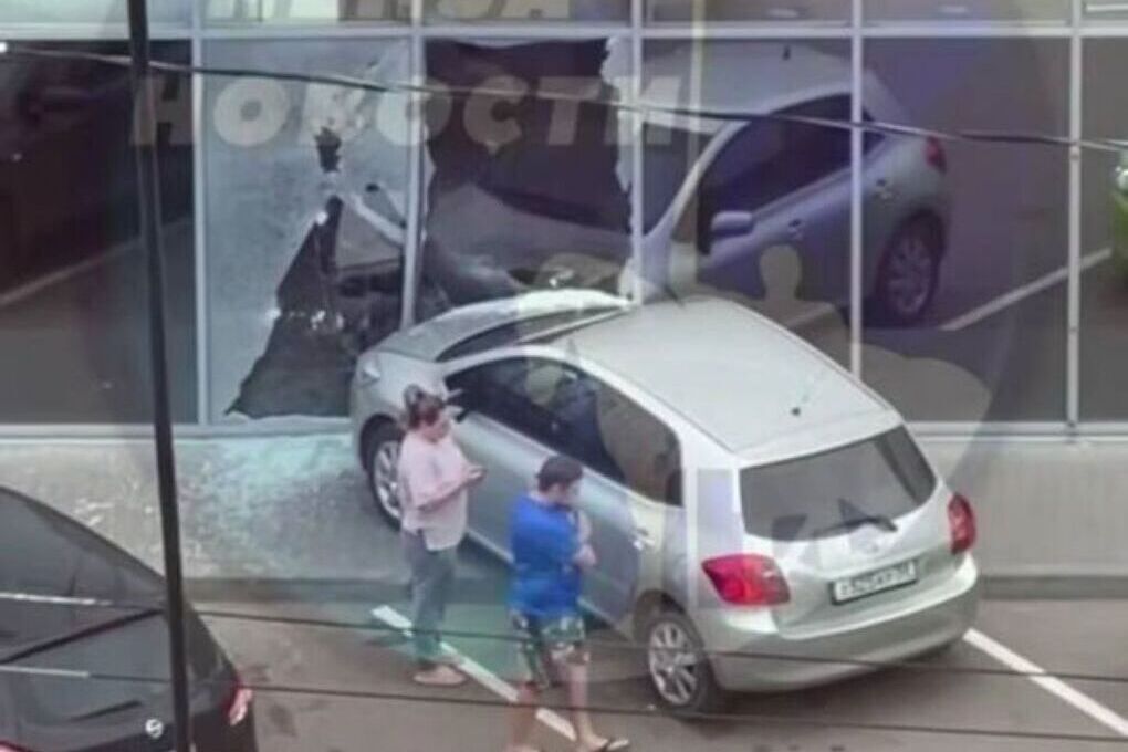 Четвертый за месяц наезд на торговый объект произошел в Пензе