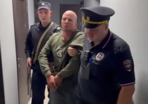 По словам родственников, Владимир рос в нормальной семье
