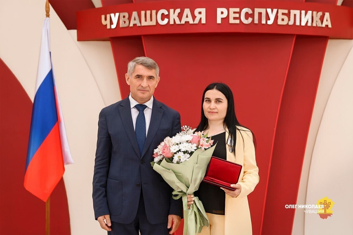Многодетной матери из Чувашии вручили медаль «За спасение погибавших»