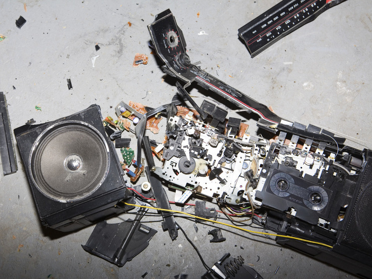 Трамп призвал Конгресс США ликвидировать радиостанцию «Голос Америки»*