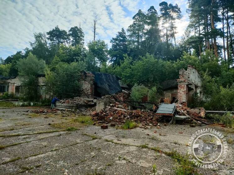 Кирпичное здание рухнуло в Томске